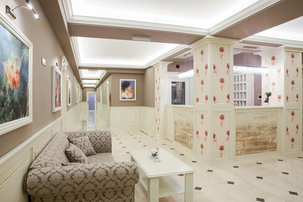 Hotel Montana Vişeu de Sus المظهر الخارجي الصورة